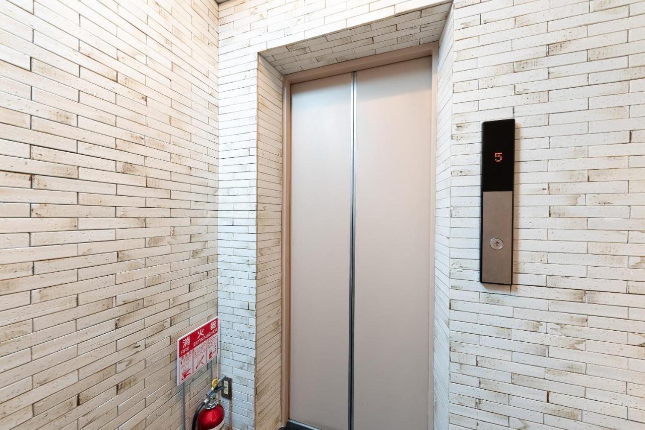 Oyo Hotel Exsaison Sugamo Tokyo Bagian luar foto