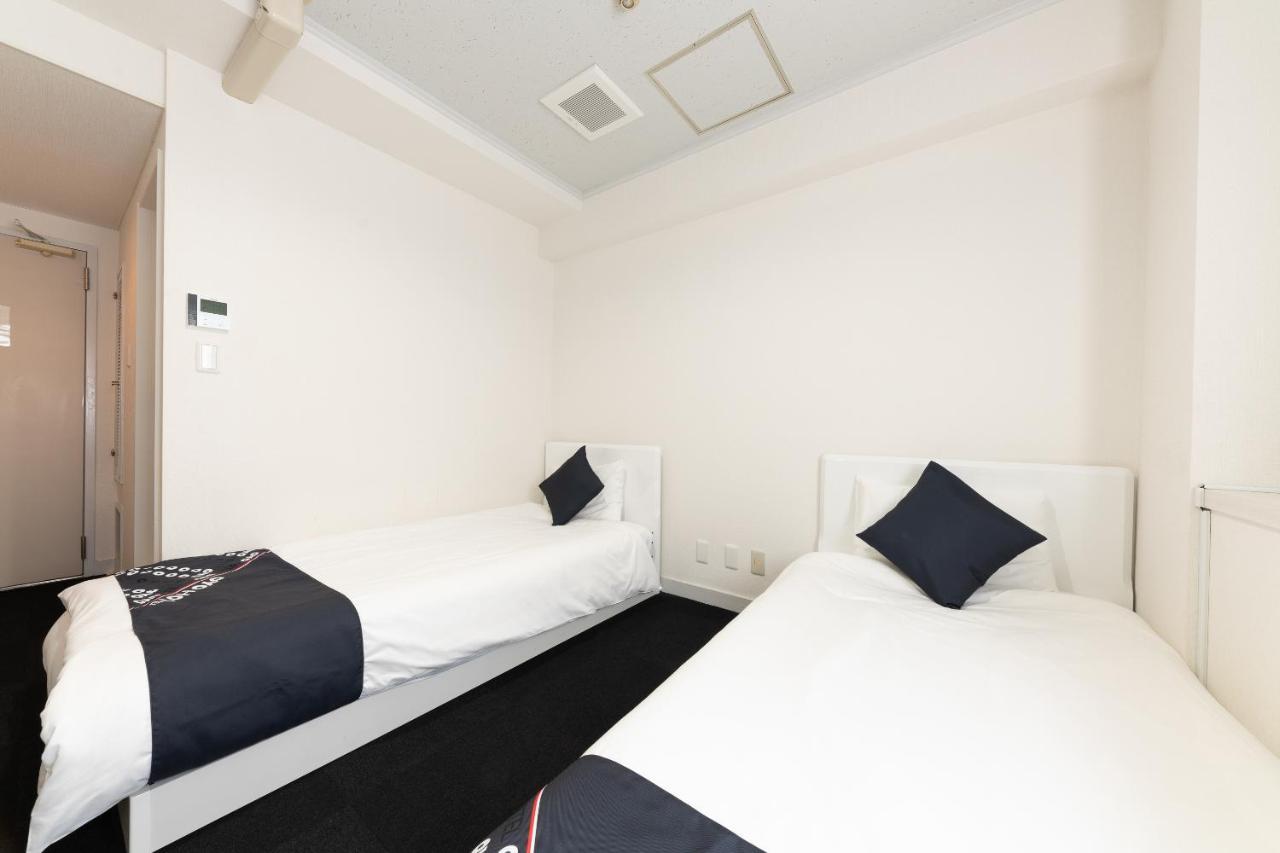 Oyo Hotel Exsaison Sugamo Tokyo Bagian luar foto